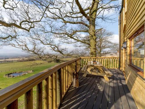 Iekārtas, 3 Bed in Crook oc-87009 in Witton Le Wear
