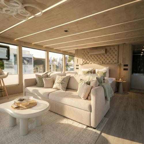 Lieblingsplatz Parey - Hausboot Wellness & Hausboot Deluxe in Parey, Deutschland