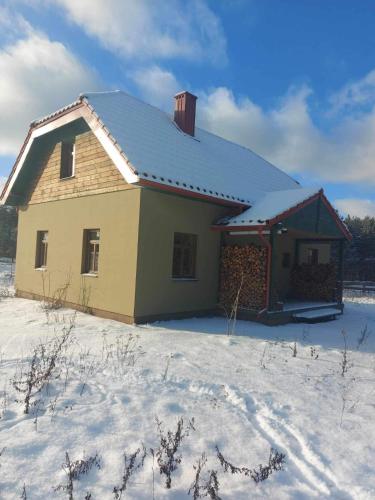 Balto kalno namai, Kernavėje (Balto kalno namai, Kernaveje) in Kernave