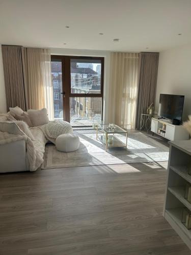 Stunning Canary wharf brand new 1 bedroom to rent