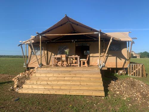 Ashanti luxe Safaritent in de Dordogne gîte à louer Saint-Cassien