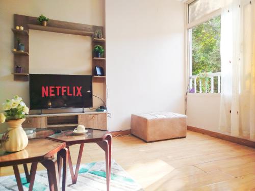 Garden city Spacious 4 Bedroom apartment - Downtown Cairo - image 3