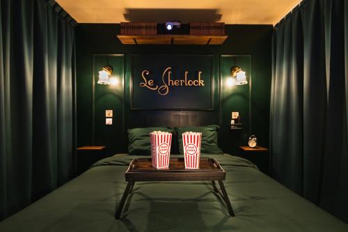 Le Sherlock - Cinéma privé & Enquête - Location saisonnière - Roanne