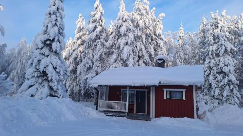 Exterior view, Villa Lepola Sauna Suite in Apukka