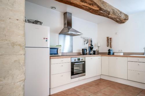 Appartement de charme 4 p dans résidence avec piscine avec piscine 5 mn Amboise - RESTRIE BLOIS (Appartement de charme 4 p dans residence avec piscine avec piscine 5 mn Amboise - RESTRIE BLOIS) in Poce Sur Cisse