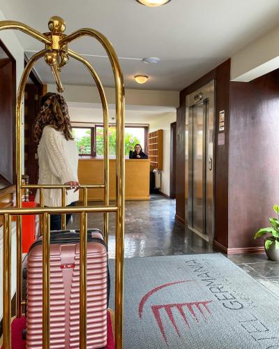 ردهة, Hotel Germania in بويرتو فاراس