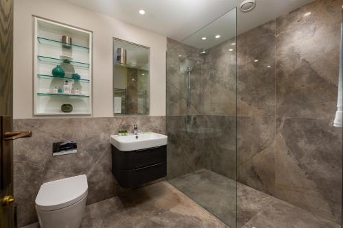VESTO Two-Bedroom near Chancery Lane - image 11