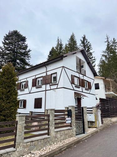 Buitenkant, Vila Offline in Predeal
