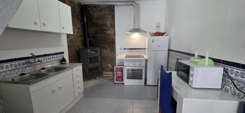 Vivienda Turística de Alojamiento Rural - Labrucena (Vivienda Turistica de Alojamiento Rural - Labrucena) in Abrucena