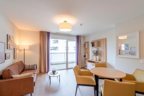 Zenitude Quality Aparthotel Villefontaine in วีลฟองแตน