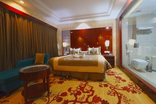 room detail thumbnail 0