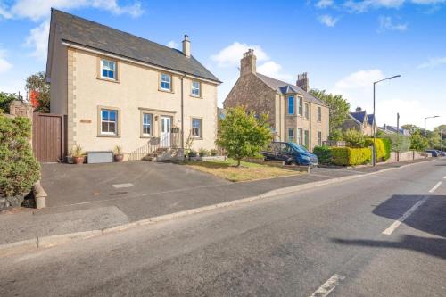Iekārtas, 5 Bed in Swinton oc-t32750 in Leitholm