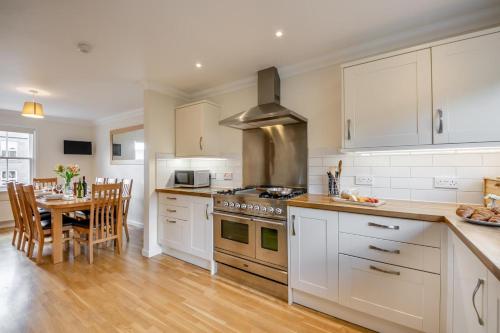 Iekārtas, 5 Bed in Swinton oc-t32750 in Leitholm