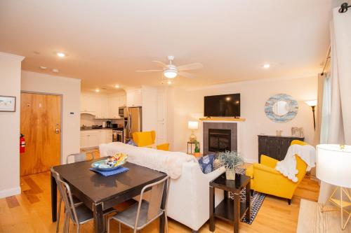 New Renovation ,elevator, In Unit Laun, South End in Boston, USA