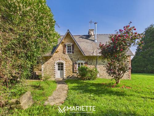 -POLLY- Maison familiale avec jardin a la Foret Fouesnant – khách sạn tại La Cale