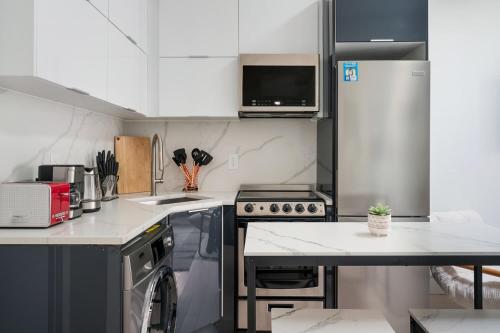 317-4B New 1 BR prime Upper east WD walk 2 C park - image 10