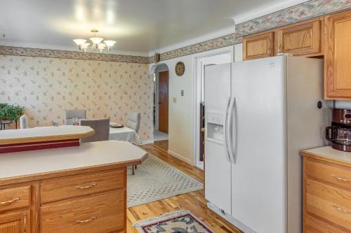 2 Mi to Downtown Billings! Charming Family Home in 빌링스 시티 센터 