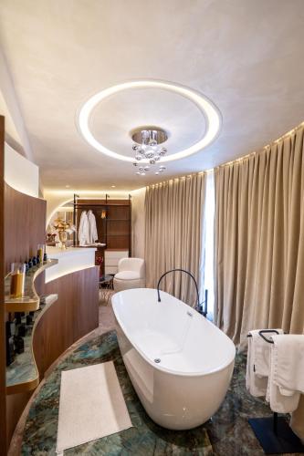 Mattis Hotel - Tirana