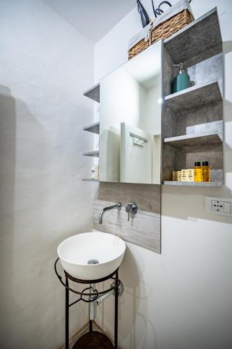 Roommo Pergola Apartment - image 2