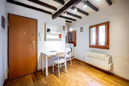 Roommo Carmine, Florencja