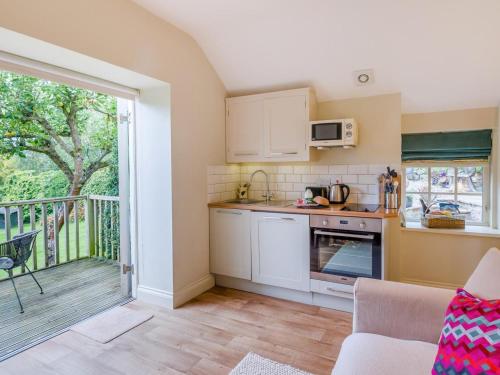 Iekārtas, 1 Bed in York oc-g0032 in Kraika