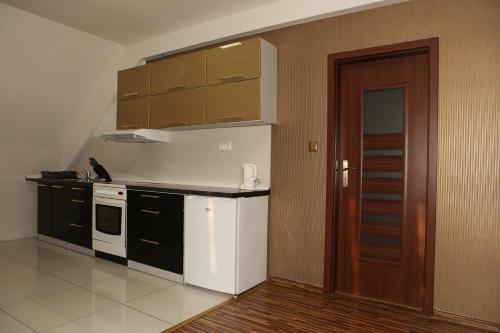 Apartment Kotva - image 3