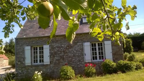Petite maison de pêcheur à 800 m de la plage idéale pour 3 personnes gîte à louer La Place