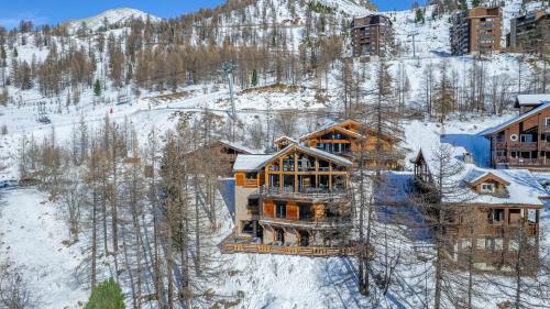 Chalet Caribou
