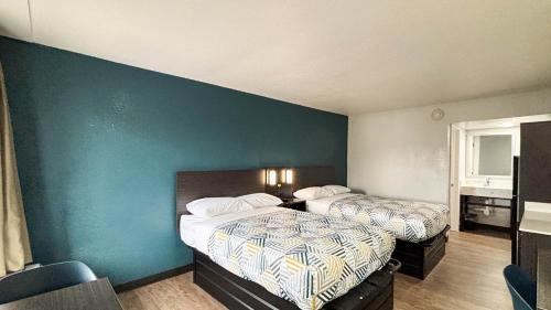 Studio 6 Suites Lexington Kentucky - main image