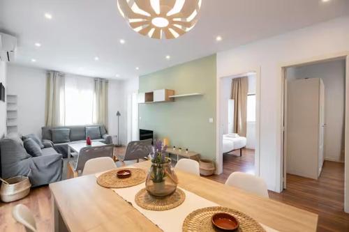 Comfortable apartment of 3 bedrooms in Cornellà de Llobregat