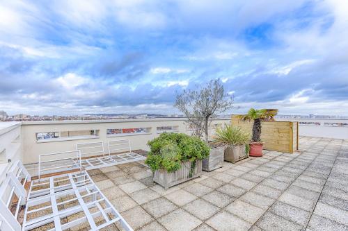 Балкон, Rooftop en Plein Ciel - 5min à pied de la gare (Rooftop en Plein Ciel - 5min a pied de la gare) in Буа-Коломб