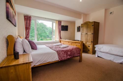 Royal Lodge Room Type - Superior Family Room