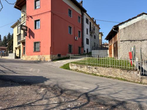 Faciliteter, Casa dei Gufi in Varzi