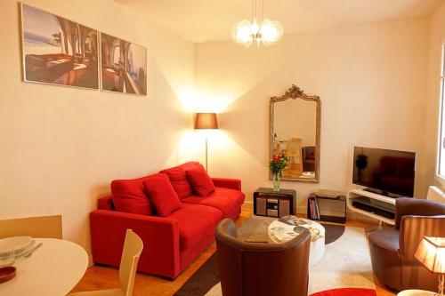 Central Biarritz modern flat