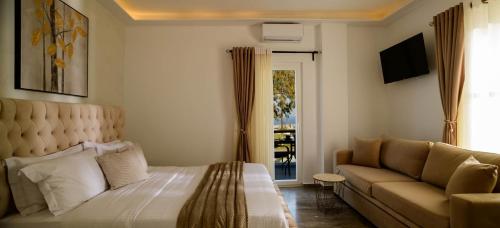 Ebita's Suites - Tap to explore photos