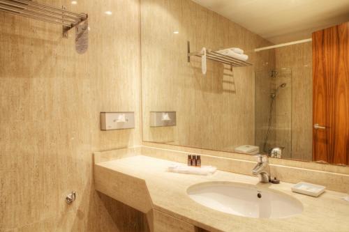 Sunway Playa Golf & Spa Sitges - image 13