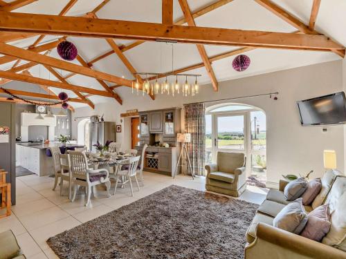 Iekārtas, 4 Bed in Hexham oc-92410 in Ridsdale