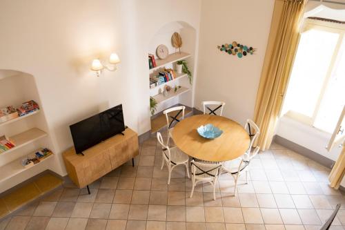 Спільний лаунж/ТБ зона, Chicca's Apartments Gallipoli in Галліполі