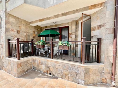 Sea View Terrace Apartment Spacious 1BR Quiet Area in 比亞拉