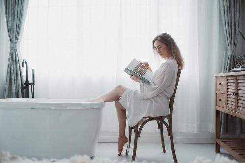 Pine & Cedar Suites – Hua Xiao Ye