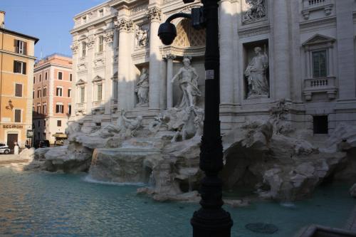 Home In Rome Trevi - image 5