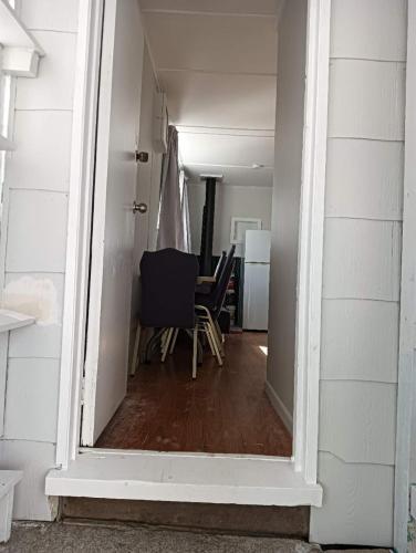 2 Doulbe and 2 Sofa Beds Garden Charlet B in 霍登斯灣