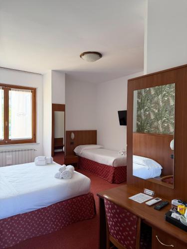 Fell Hotel, Turin