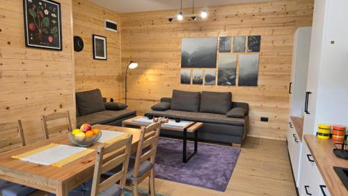 Botanica Guest House