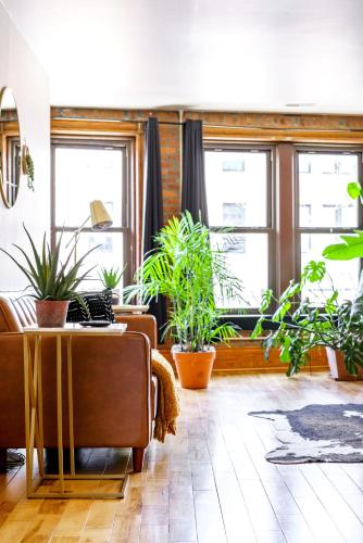 Jungle House Luxury Lofts - Short North High Street