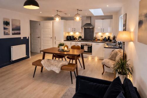Olea Tree House with Free Parking close to Addenbrooke's in Trumpington