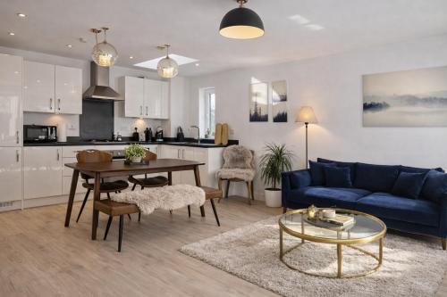 Olea Tree House with Free Parking close to Addenbrooke's in Trumpington