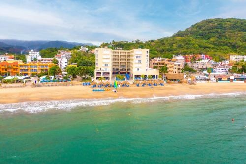 Decameron La Marina Guayabitos, Ramada All-Inclusive Resort in Rincon de Guayabitos, Mexico