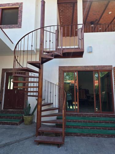Casa con alberca cerca de cajititlan in La Calera