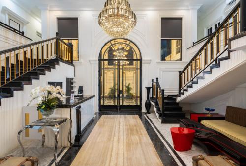 Lobby, Swiss-Belexpress Palu in Palu